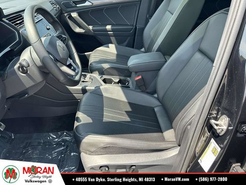 Certified 2024 Volkswagen Tiguan SE R-Line FWD image 21