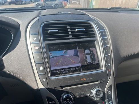 Used 2020 Lincoln Nautilus Reserve w/ Equipment Group 201A image 14