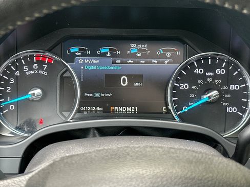 Used 2018 Ford F250 Lariat w/ Lariat Ultimate Package image 24