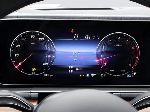 Certified 2025 Mercedes-Benz GLS 450 4MATIC image 33