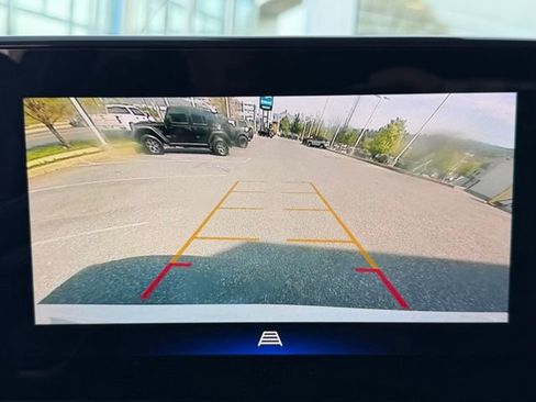 Certified 2024 Chevrolet Trax RS w/ Driver Confidence Package FWD image 7