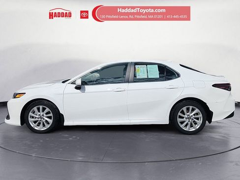 Used 2024 Toyota Camry LE image 2
