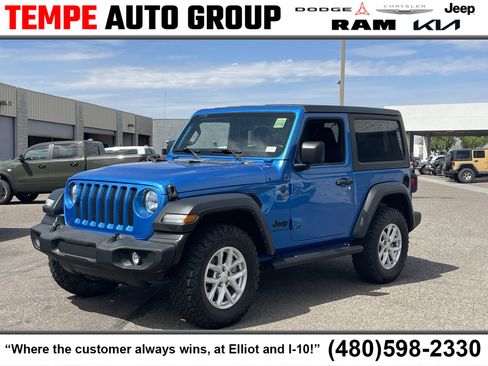 Certified 2023 Jeep Wrangler Sport AWD/4WD image 1