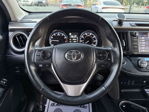 Used 2017 Toyota RAV4 Platinum FWD image 14