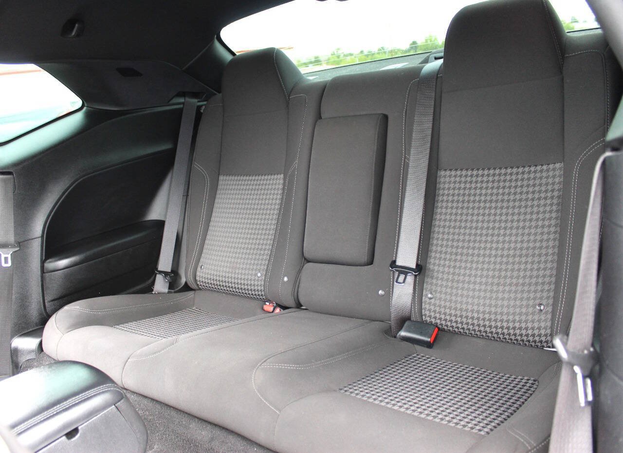 Used 2021 Dodge Challenger SXT RWD image 12