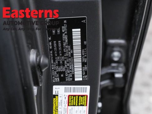 Used 2024 Toyota Highlander LE image 35