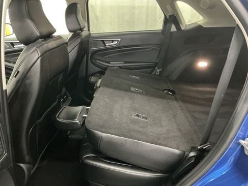 Used 2024 Ford Edge Titanium image 37