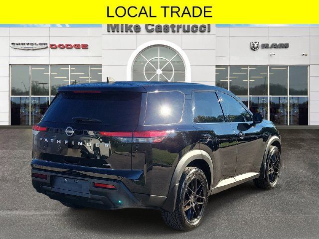 Used 2024 Nissan Pathfinder S AWD/4WD image 4