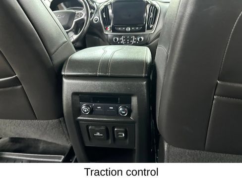 Used 2021 Chevrolet Traverse RS FWD image 26