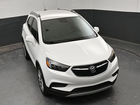 Used 2020 Buick Encore Preferred FWD image 18