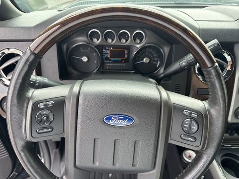 Used 2014 Ford F450 Platinum w/ FX4 Off Road Package image 39
