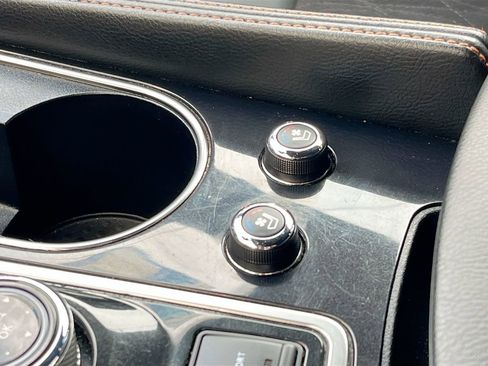 Used 2021 Nissan Maxima SR w/ Sport Mat Group image 21