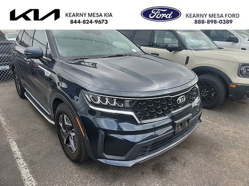 Used 2021 Kia Sorento S FWD image 1
