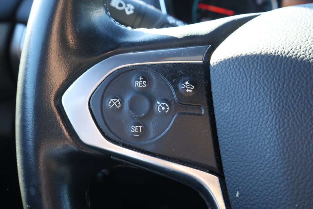 Used 2023 Chevrolet Traverse LT AWD/4WD image 17