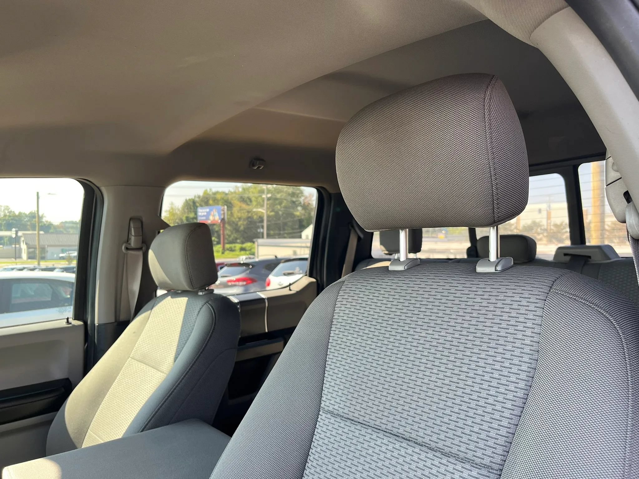 Used 2018 Ford F150 XLT w/ Equipment Group 302A Luxury RWD image 10