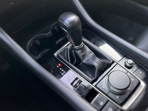 Used 2020 MAZDA MAZDA3 AWD Sedan w/ Preferred Package image 17