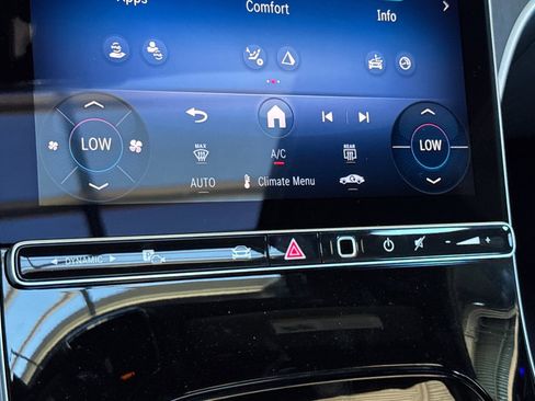 New 2025 Mercedes-Benz C 300 4MATIC Sedan image 24