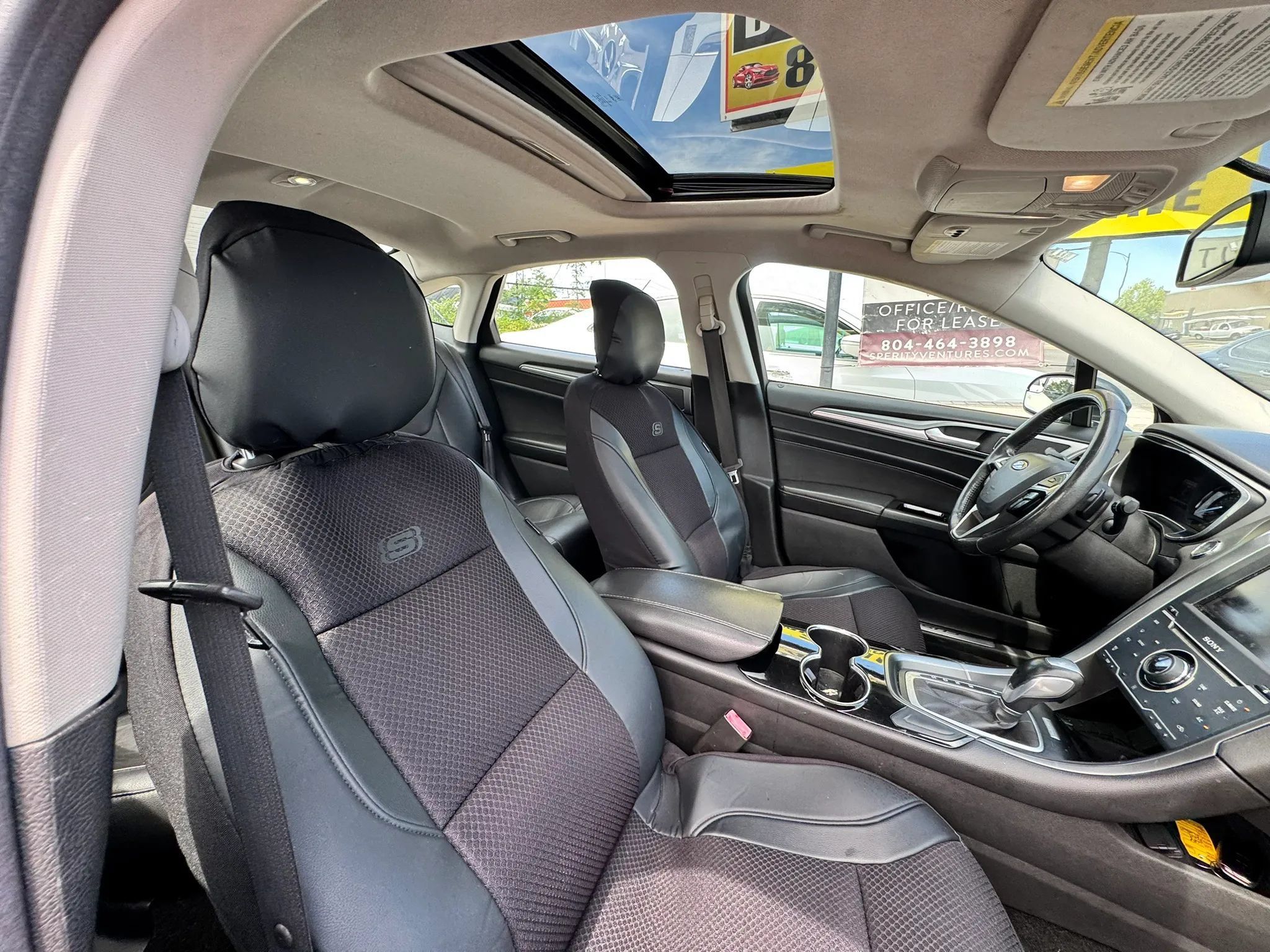 Used 2014 Ford Fusion Titanium FWD image 21