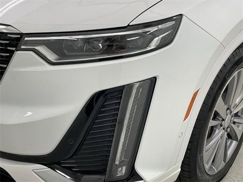 Certified 2025 Cadillac XT6 Premium Luxury w/ Platinum Package image 15