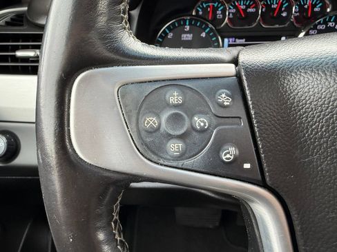 Used 2019 GMC Yukon XL SLT w/ Open Road Package RWD image 13