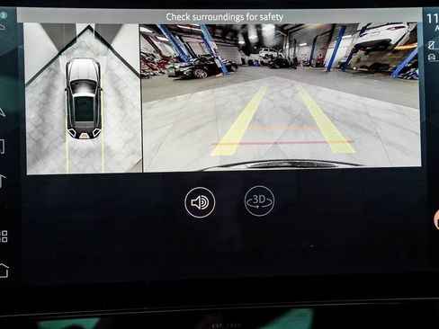 Used 2021 Jaguar F-PACE R-Dynamic S image 31