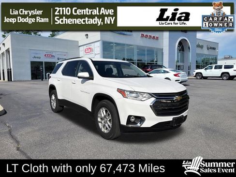 Used 2021 Chevrolet Traverse LT AWD/4WD image 1
