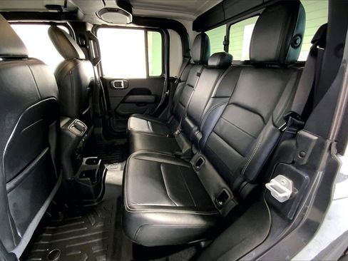 Used 2021 Jeep Gladiator Overland w/ Popular Equipment Package image 24