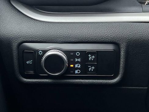 Certified 2023 Ford Explorer XLT image 31