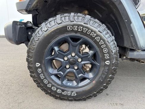 Used 2023 Jeep Wrangler Unlimited AWD/4WD image 24