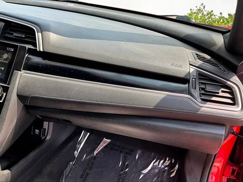 Used 2019 Honda Civic Sport image 16