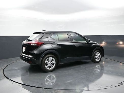 Certified 2024 Nissan Kicks S FWD image 7