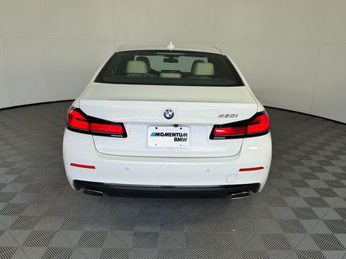 Used 2023 BMW 530i w/ Premium Package RWD image 10