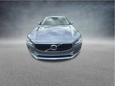 Used 2017 Volvo S90 T6 Inscription w/ Vision Package AWD/4WD image 2