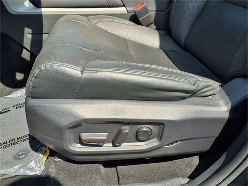 Used 2022 Toyota Tundra Limited image 13