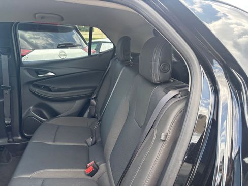 Used 2025 Buick Encore GX Preferred FWD image 24