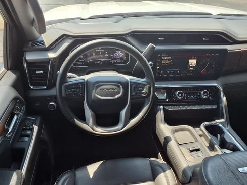 Used 2024 GMC Sierra 2500 Denali w/ Denali Reserve Package AWD/4WD image 7