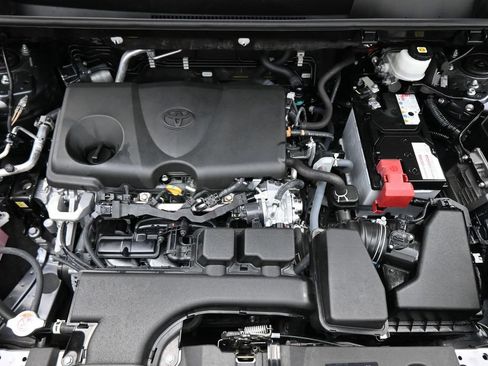 Used 2023 Toyota RAV4 XLE Premium FWD image 19