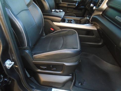 Used 2021 RAM 3500 Laramie w/ Night Edition image 69