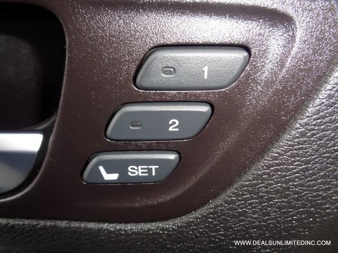 Used 2016 Acura TLX V6 image 10