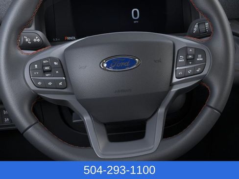 New 2026 Ford Explorer Active RWD image 14