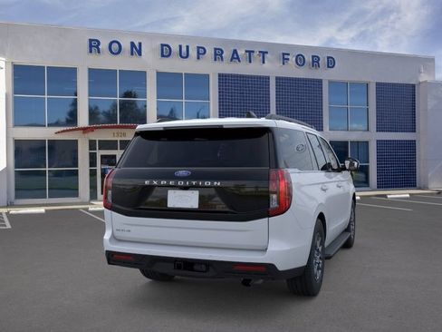 New 2026 Ford Expedition Active AWD/4WD image 32