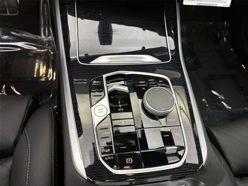 New 2026 BMW X5 xDrive50e AWD/4WD image 23