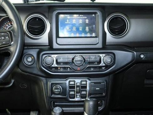 Used 2019 Jeep Wrangler Unlimited Sport S image 21