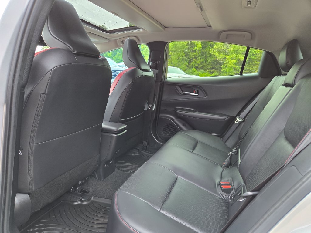 Used 2024 Toyota Prius Prime Premium w/ Advanced Technology Package FWD image 14