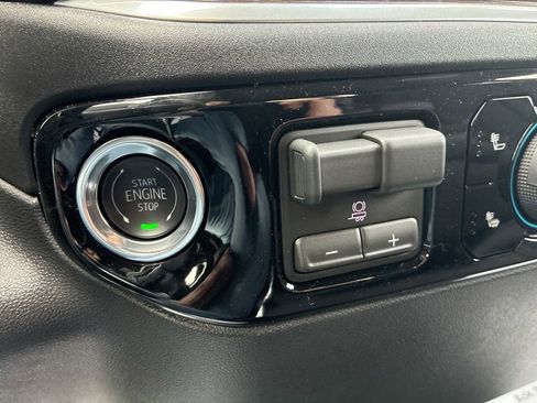 New 2026 Chevrolet Silverado 1500 LT AWD/4WD image 13