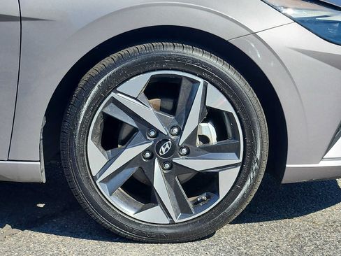 Used 2023 Hyundai Elantra SEL w/ Convenience Package FWD image 8