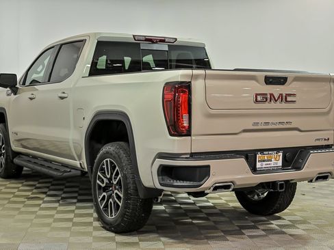 New 2026 GMC Sierra 1500 AT4 w/ AT4 Premium Package AWD/4WD image 4