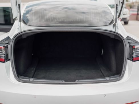 Used 2019 Tesla Model 3 Long Range AWD/4WD image 9