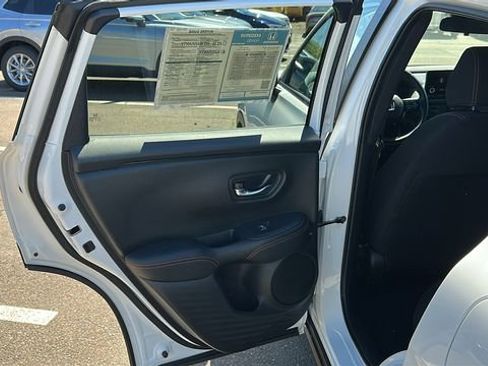 Used 2025 Honda HR-V Sport image 21