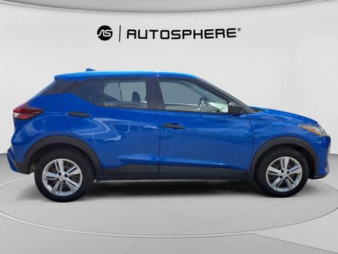Used 2021 Nissan Kicks S FWD image 10